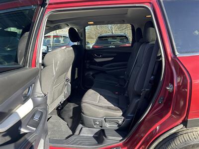 2019 Subaru Ascent Premium 8-Passenger   - Photo 9 - Framingham, MA 01702