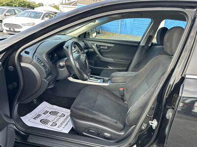 2015 Nissan Altima 2.5 SV - Photo 9 - Framingham, MA 01702