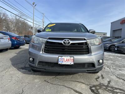 2016 Toyota Highlander XLE - Photo 2 - Framingham, MA 01702