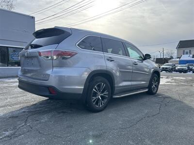 2016 Toyota Highlander XLE - Photo 4 - Framingham, MA 01702