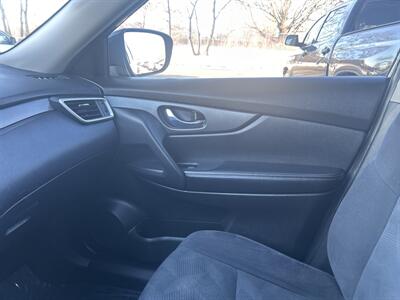 2016 Nissan Rogue S   - Photo 12 - Framingham, MA 01702