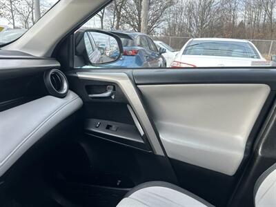 2018 Toyota RAV4 XLE - Photo 13 - Framingham, MA 01702