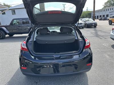 2019 Chevrolet Cruze LS   - Photo 8 - Acton, MA 01720