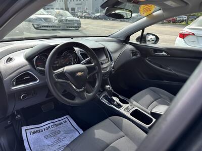 2019 Chevrolet Cruze LS   - Photo 12 - Acton, MA 01720