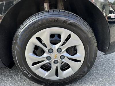 2019 Chevrolet Cruze LS   - Photo 9 - Acton, MA 01720