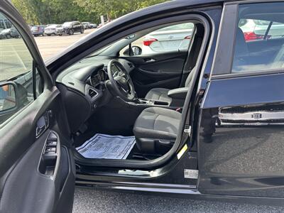 2019 Chevrolet Cruze LS   - Photo 11 - Acton, MA 01720