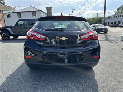 2019 Chevrolet Cruze LS   - Photo 5 - Acton, MA 01720