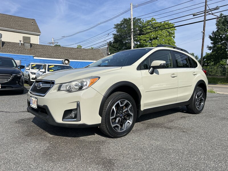 2017 Subaru Crosstrek 2.0i Limited   - Photo 1 - Framingham, MA 01702