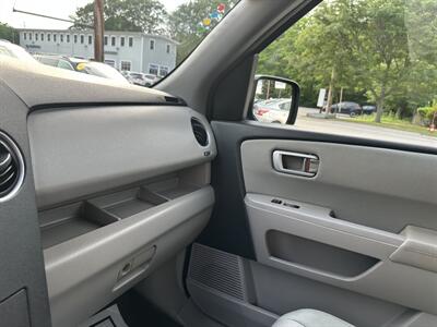 2011 Honda Pilot EX   - Photo 16 - Acton, MA 01720