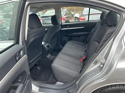 2011 Subaru Legacy 2.5i Premium   - Photo 9 - Framingham, MA 01702