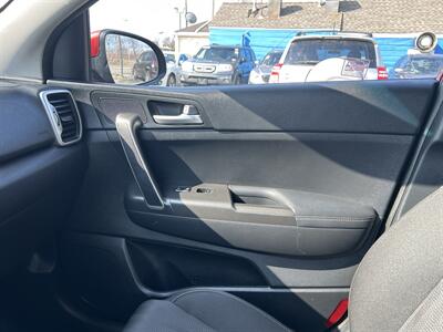 2017 Kia Sportage LX   - Photo 11 - Framingham, MA 01702