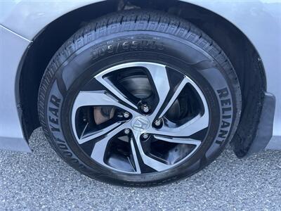 2017 Honda Accord LX   - Photo 7 - Framingham, MA 01702