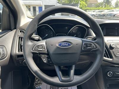 2018 Ford Focus SE   - Photo 14 - Framingham, MA 01702