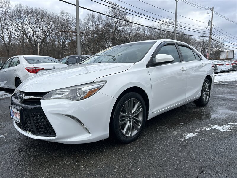2016 Toyota Camry LE   - Photo 1 - Framingham, MA 01702