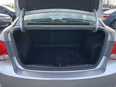 2014 Chevrolet Cruze 1LT Auto   - Photo 8 - Framingham, MA 01702