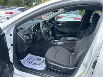 2018 Chevrolet Malibu LT - Photo 9 - Framingham, MA 01702