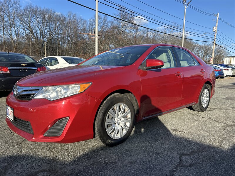 2013 Toyota Camry LE   - Photo 1 - Framingham, MA 01702