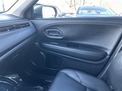 2018 Honda HR-V EX-L w/Navi   - Photo 13 - Framingham, MA 01702