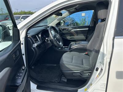 2016 Toyota Highlander LE - Photo 9 - Framingham, MA 01702
