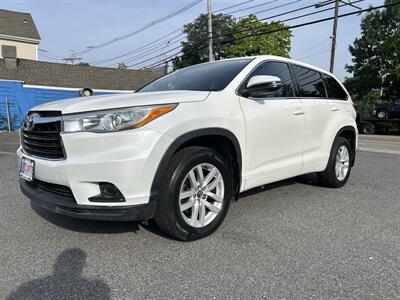 2016 Toyota Highlander LE - Photo 1 - Framingham, MA 01702