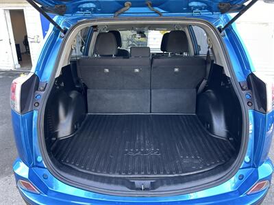 2018 Toyota RAV4 LE - Photo 9 - Framingham, MA 01702