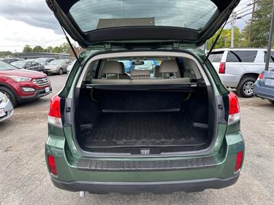 2013 Subaru Outback 2.5i Limited   - Photo 10 - Acton, MA 01720