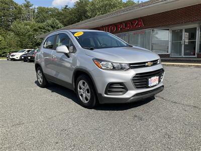 2018 Chevrolet Trax LS   - Photo 3 - Acton, MA 01720