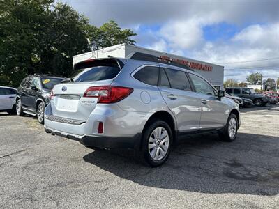 2017 Subaru Outback 2.5i Premium   - Photo 4 - Framingham, MA 01702