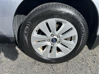 2017 Subaru Outback 2.5i Premium   - Photo 7 - Framingham, MA 01702