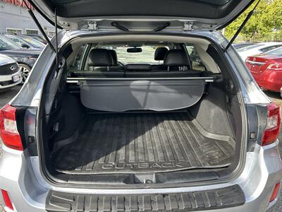 2017 Subaru Outback 2.5i Premium   - Photo 9 - Framingham, MA 01702