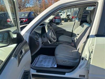 2012 Subaru Forester 2.5X Premium   - Photo 11 - Framingham, MA 01702