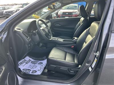 2017 Honda HR-V EX-L w/Navi - Photo 8 - Framingham, MA 01702