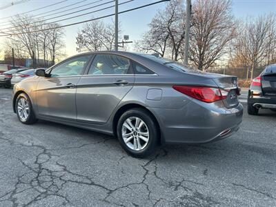 2013 Hyundai SONATA GLS   - Photo 6 - Framingham, MA 01702