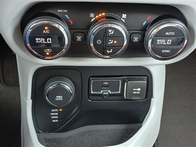 2015 Jeep Renegade Limited   - Photo 22 - Framingham, MA 01702