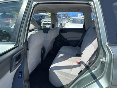 2015 Subaru Forester 2.5i - Photo 10 - Framingham, MA 01702
