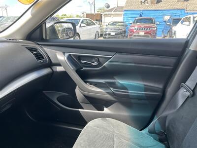 2015 Nissan Altima 2.5 S   - Photo 12 - Framingham, MA 01702
