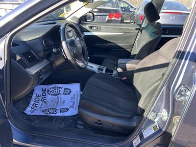 2013 Subaru Legacy 2.5i Premium - Photo 10 - Framingham, MA 01702