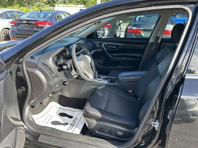 2016 Nissan Altima 2.5 SR   - Photo 10 - Framingham, MA 01702
