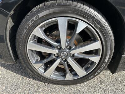 2016 Nissan Altima 2.5 SR   - Photo 7 - Framingham, MA 01702