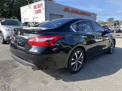 2016 Nissan Altima 2.5 SR   - Photo 4 - Framingham, MA 01702