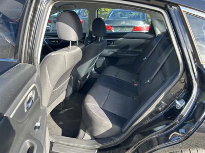 2016 Nissan Altima 2.5 SR   - Photo 9 - Framingham, MA 01702