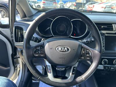 2013 Kia Rio 5-Door SX   - Photo 13 - Framingham, MA 01702