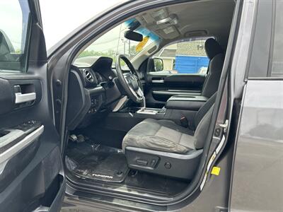 2015 Toyota Tundra SR5 - Photo 9 - Framingham, MA 01702