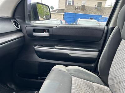 2015 Toyota Tundra SR5 - Photo 12 - Framingham, MA 01702