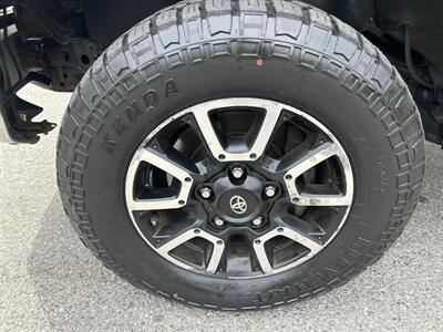2015 Toyota Tundra SR5 - Photo 8 - Framingham, MA 01702