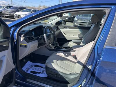 2015 Hyundai SONATA Limited   - Photo 9 - Framingham, MA 01702