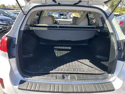 2013 Subaru Outback 2.5i Premium   - Photo 10 - Framingham, MA 01702