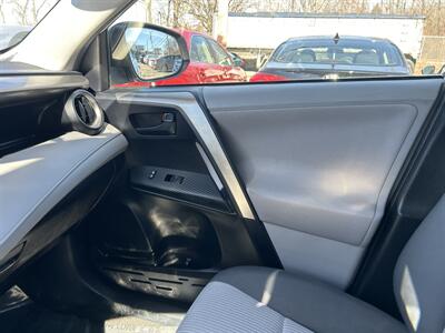 2013 Toyota RAV4 LE   - Photo 12 - Framingham, MA 01702