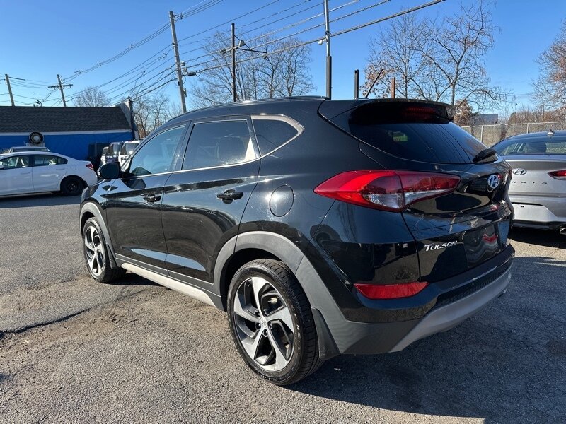 2017 Hyundai Tucson Value photo 6