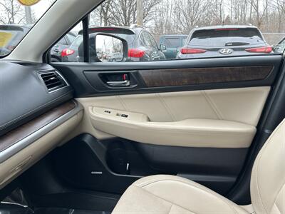 2018 Subaru Outback 2.5i Limited   - Photo 13 - Framingham, MA 01702